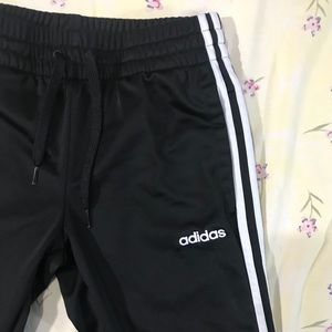 Classic Adidas Essentials 3-Stripes Joggers